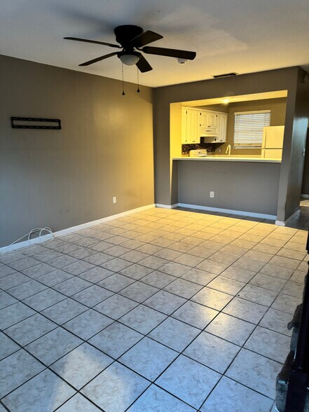 Building Photo - 13917 Fletchers Mill Dr