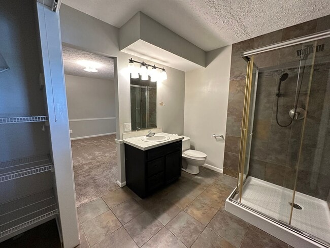 Building Photo - Single Family Home in Alto!