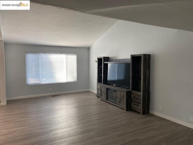 Building Photo - 2516 Toltec Cir