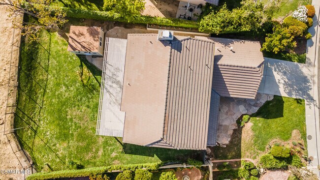 Building Photo - 6823 Castle Peak Dr