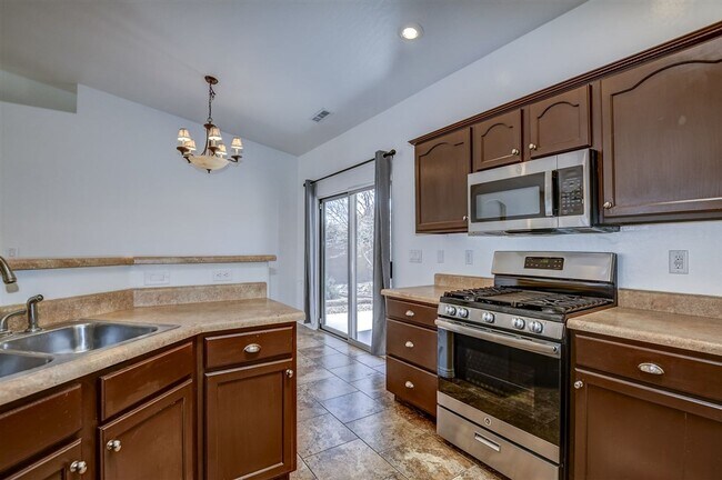 Building Photo - 3 bedroom, 2 bathroom home in Granville