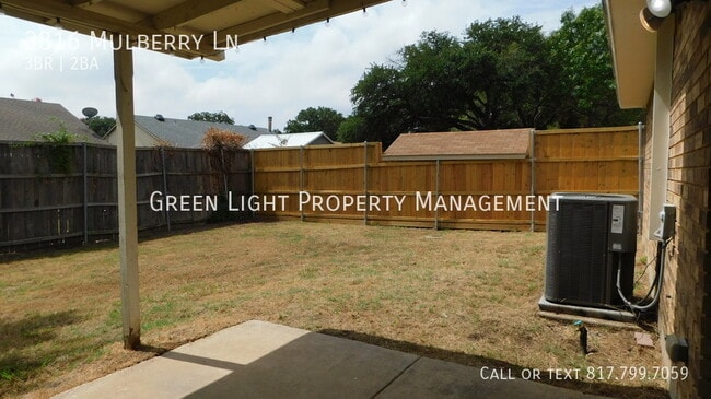 Building Photo - 3816 Mulberry Ln