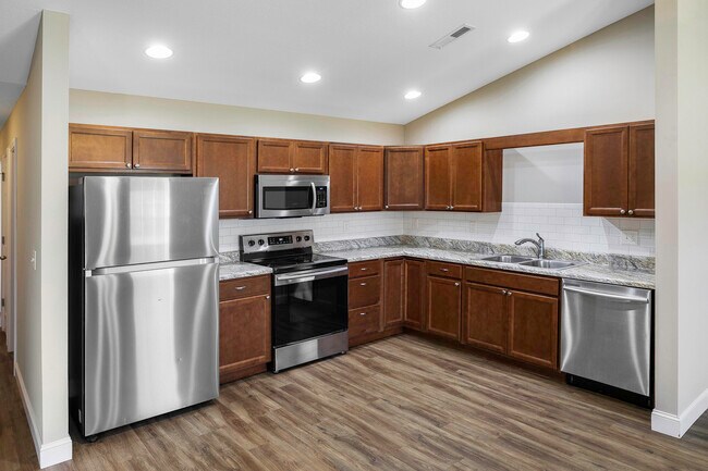 Building Photo - 5363 Dover Springs Way