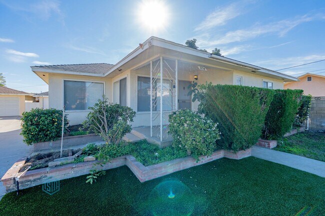 Building Photo - Charming 3 Bed 2 Bath Single Family House in Temple City!
