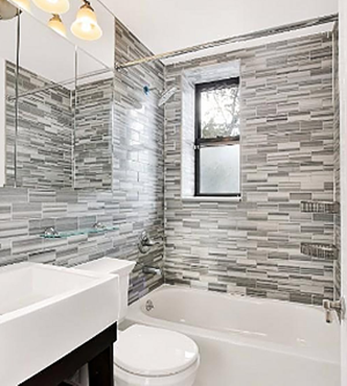 Building Photo - East 13th Street