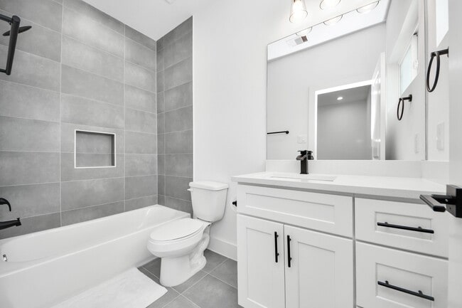 Building Photo - 8320 Brecha Ln