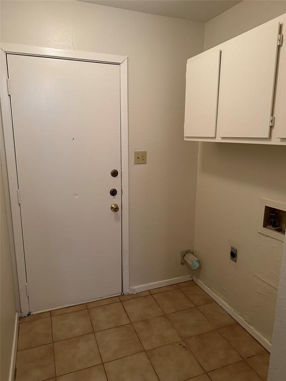 Building Photo - 8703 Piney Point Dr