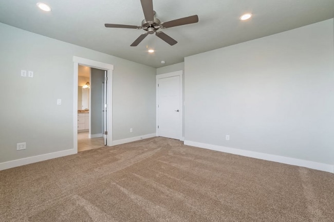 Building Photo - 1661 Aspen Summit Dr