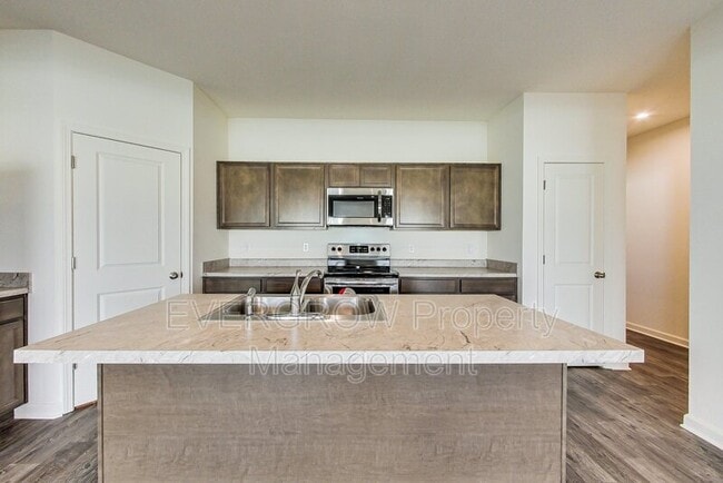 Building Photo - 10834 Penwell Wy