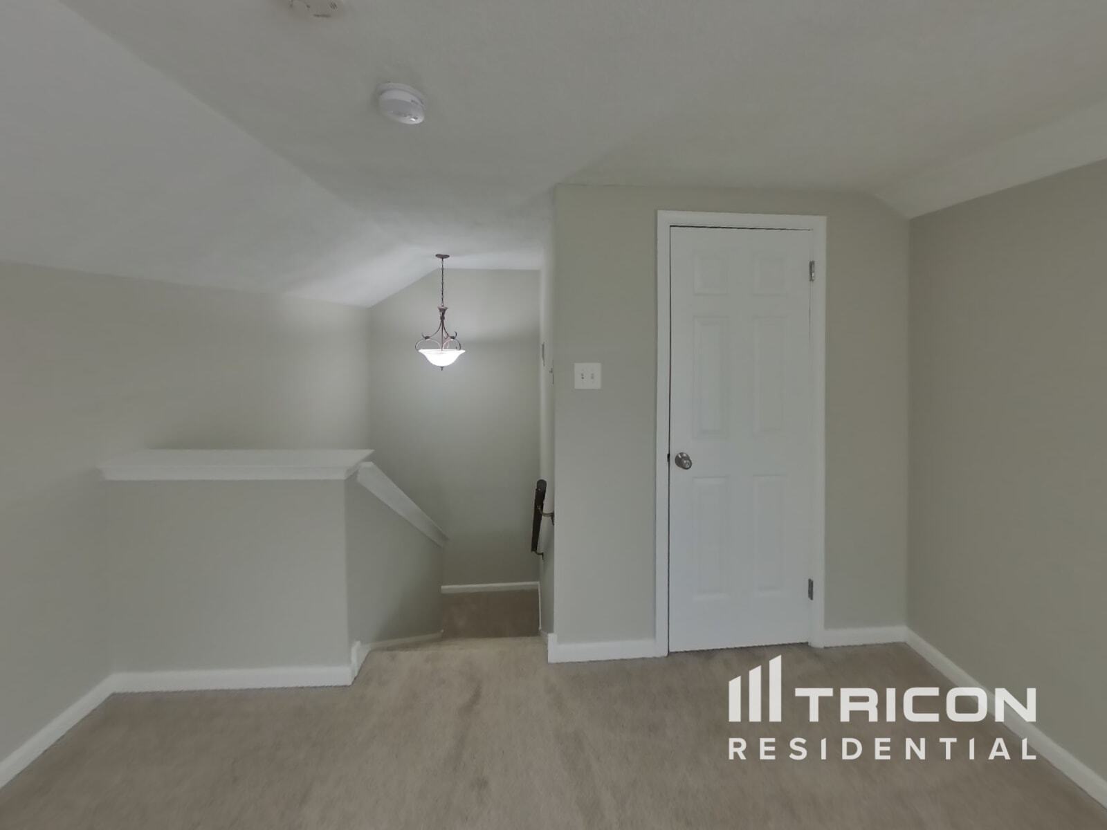 Building Photo - 1568 Hummingbird Ct