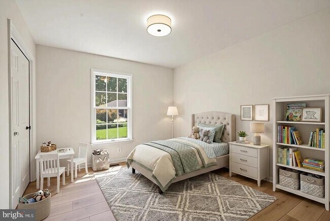 Building Photo - 13647 S Springs Dr