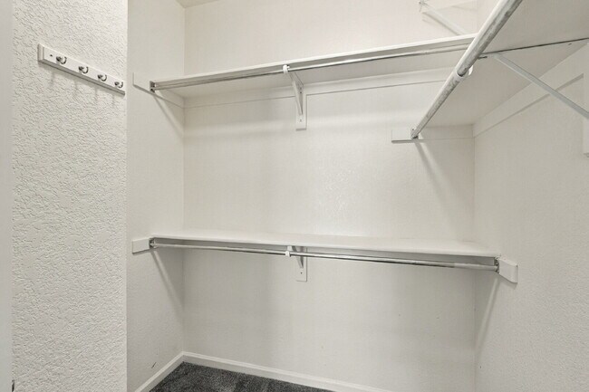 Building Photo - 9557 W San Juan Cir
