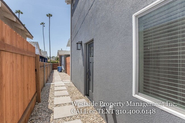 Building Photo - New Townhouse ADU W/Private Yard - Prime B...