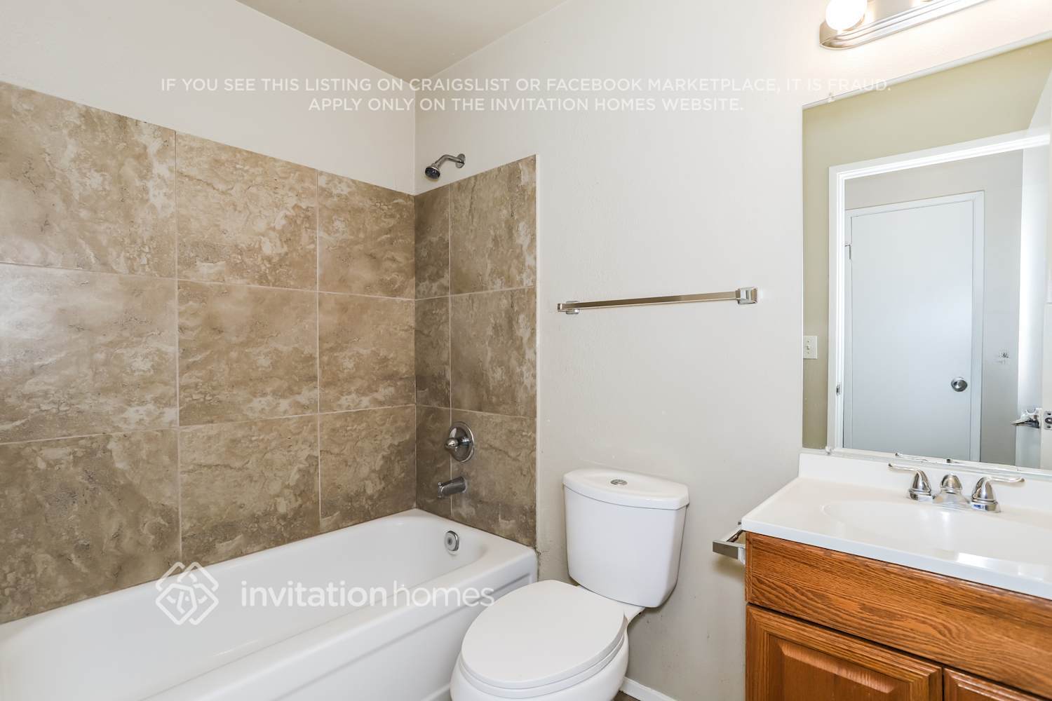 Building Photo - 4037 Vosburg St