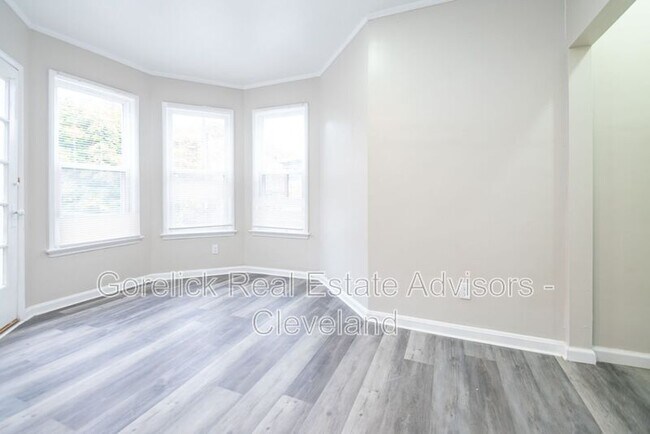 Building Photo - 2158 Murray Hill Rd