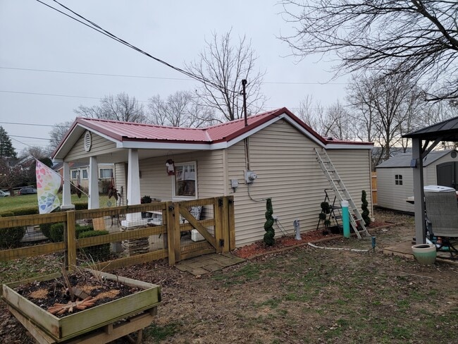 Building Photo - 34 Dietrich Dr