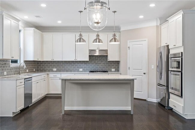 Building Photo - 123 Marlow Dr