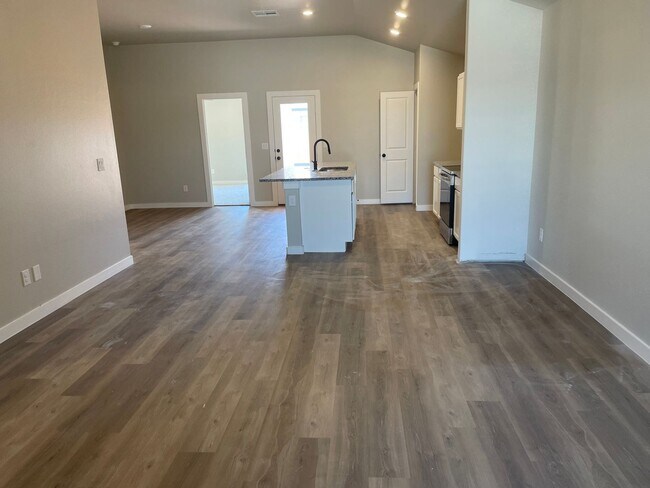 Building Photo - 3BR/2BA in Bell Farms, Frenship ISD Distri...