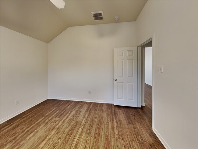 Building Photo - 18514 Inwood Elm Cir