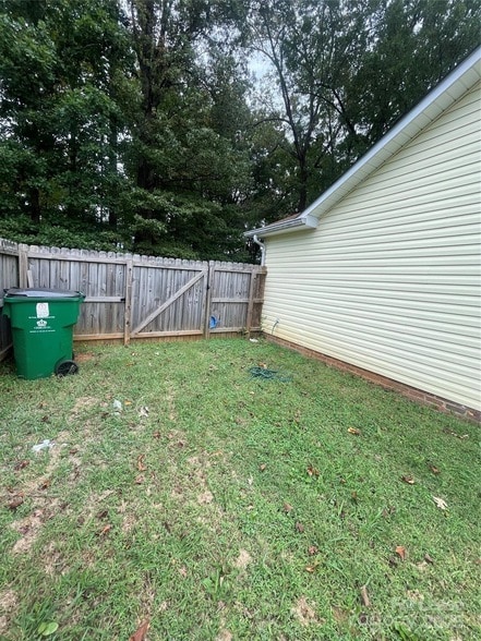 Building Photo - 4702 Amity Pl
