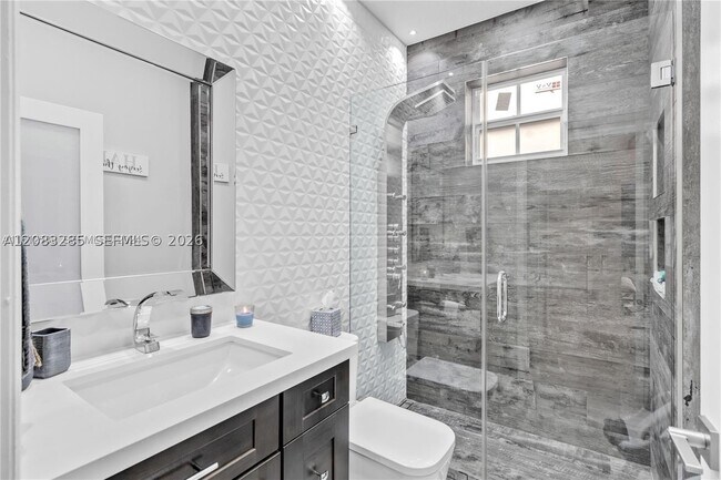 Building Photo - 15877 SW 61st Way