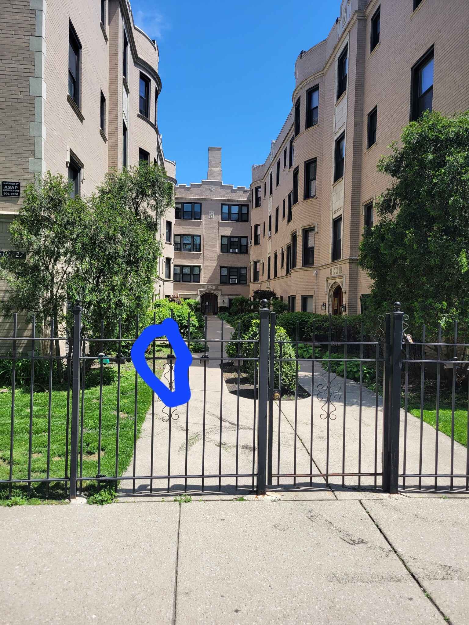 Building Photo - 4519 N Paulina St