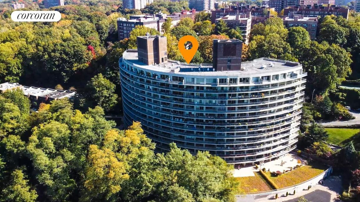 Building Photo - 4455-4465 Douglas Ave