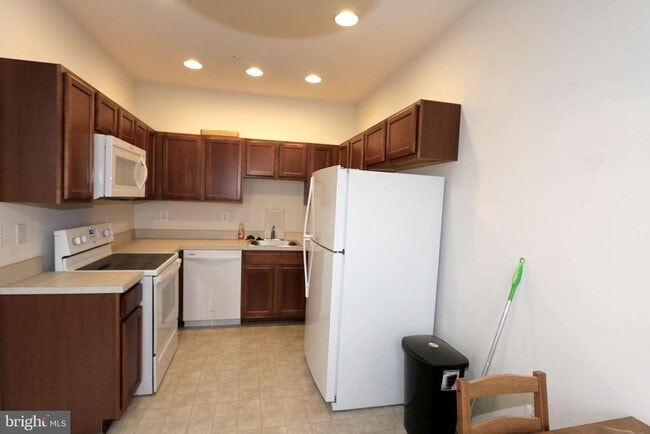 Building Photo - 3566 Worthington Blvd