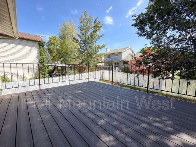 Building Photo - 2322 N 1075 E