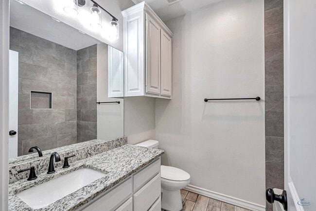 Building Photo - 3741 Alnwick Dr