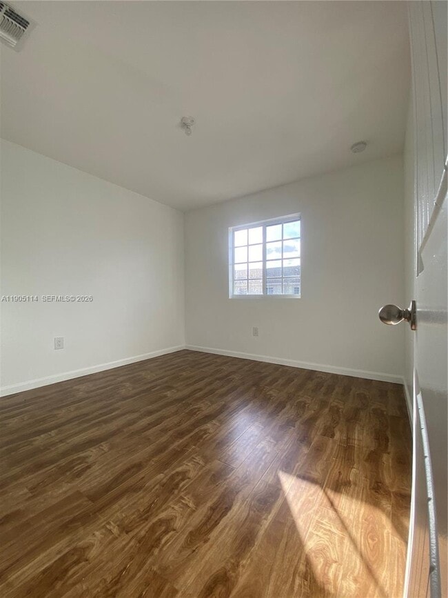 Building Photo - 21479 NW 14th Ct