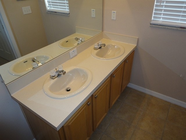 Building Photo - 2248 Roanoke Springs Dr