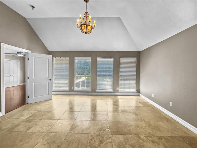 Building Photo - 2132 Cliffside Dr
