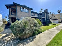 Building Photo - Top Floor Bluff Park Condo with Ocean View