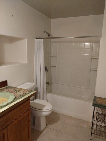 Building Photo - 266 Harford Rd