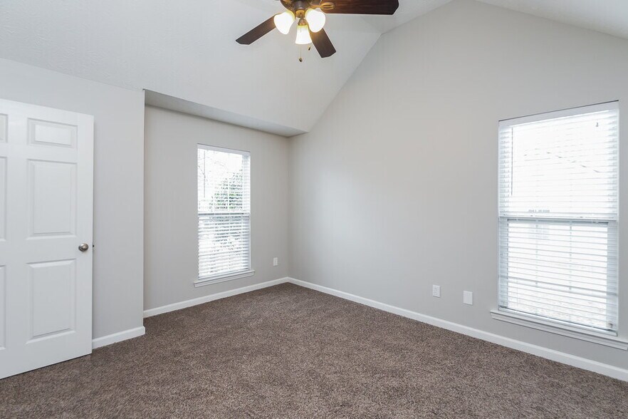Building Photo - 109 Stoney Brook Way