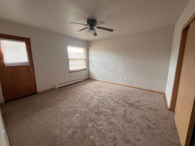 Building Photo - 5500 S Trinthammer Ave