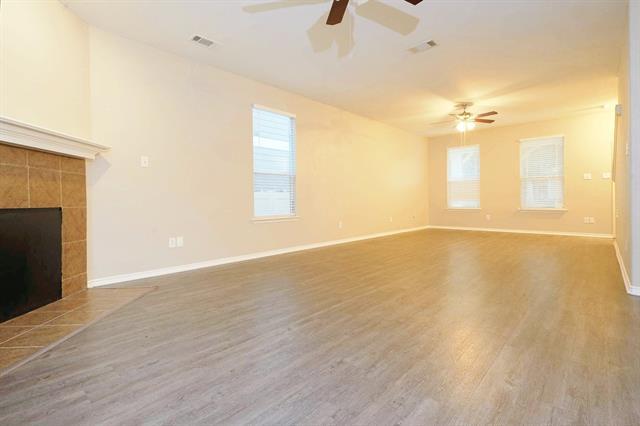 Building Photo - 1612 Cambridge Dr