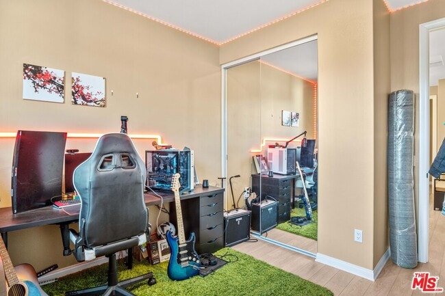 Building Photo - 720 Grace Ave