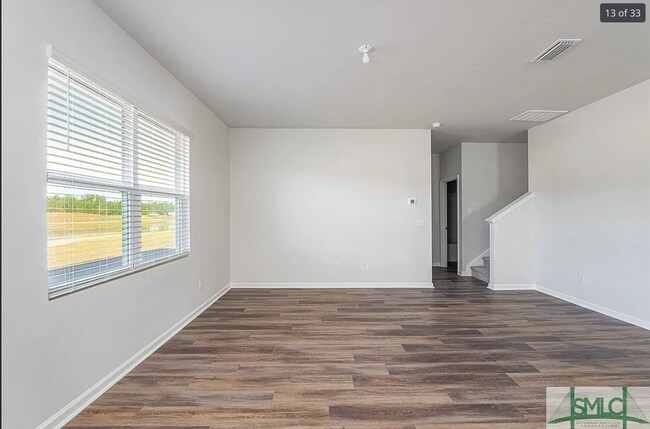 Building Photo - New Year Move-In Special: $300 Off First Month if You Move by Jan 31, 2026!