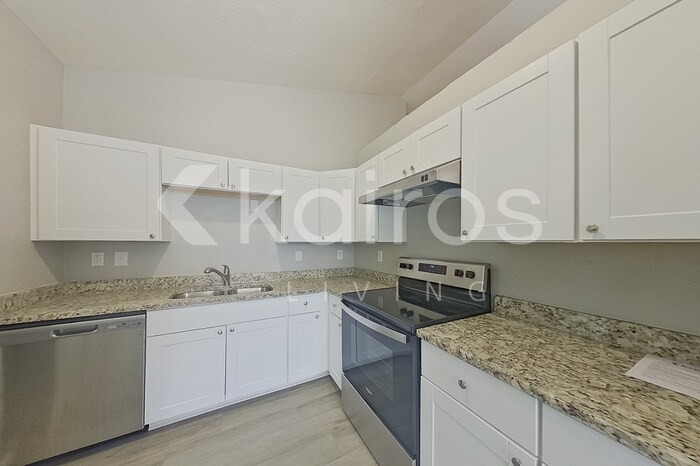 Building Photo - 2805 Forest Creek Dr