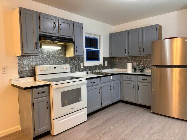 Building Photo - 2412 Winding Way
