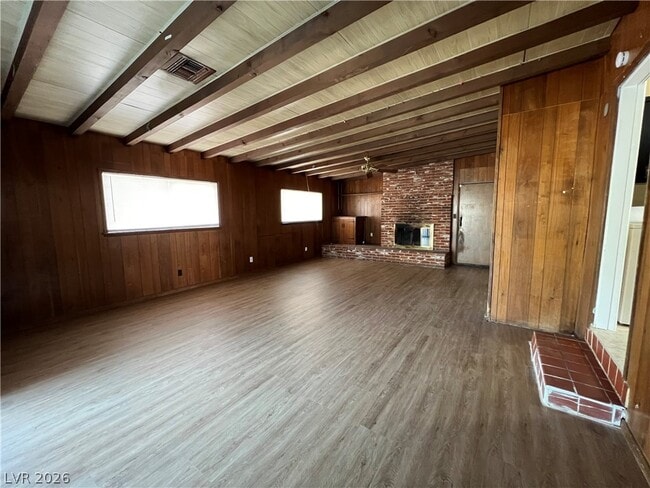 Building Photo - 1425 Wengert Ave