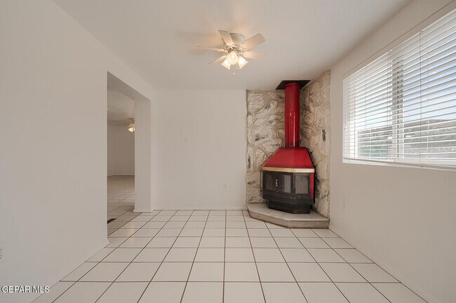 Building Photo - 9632 Gairloch Dr