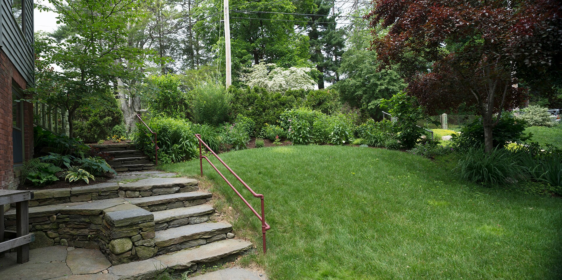 Yard - 40 Barrett Pl