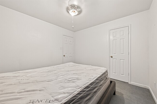 Building Photo - 15707 Crooked Arrow Dr