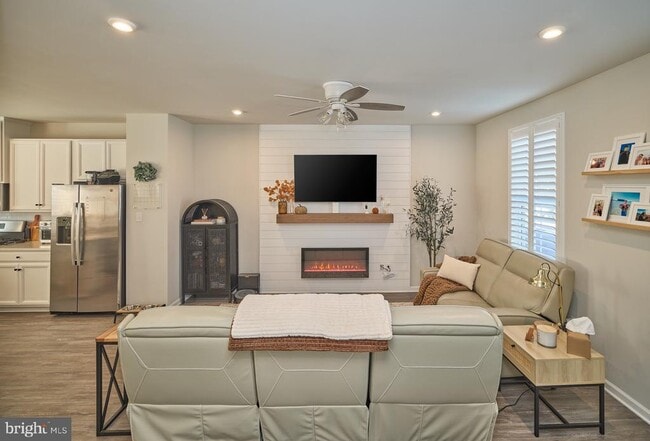 Building Photo - 39 Ortiz Dr