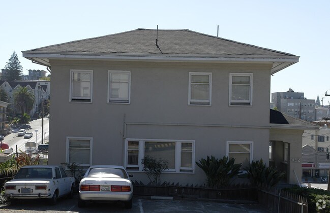 Primary Photo - 452 Valle Vista Ave