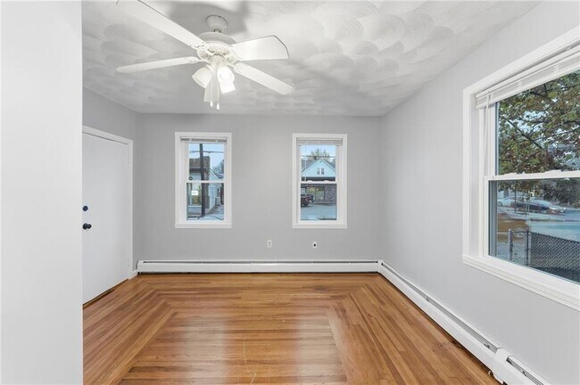 Building Photo - 108 Waterman Ave