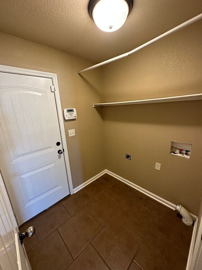 Building Photo - 103 Sagefield Cove